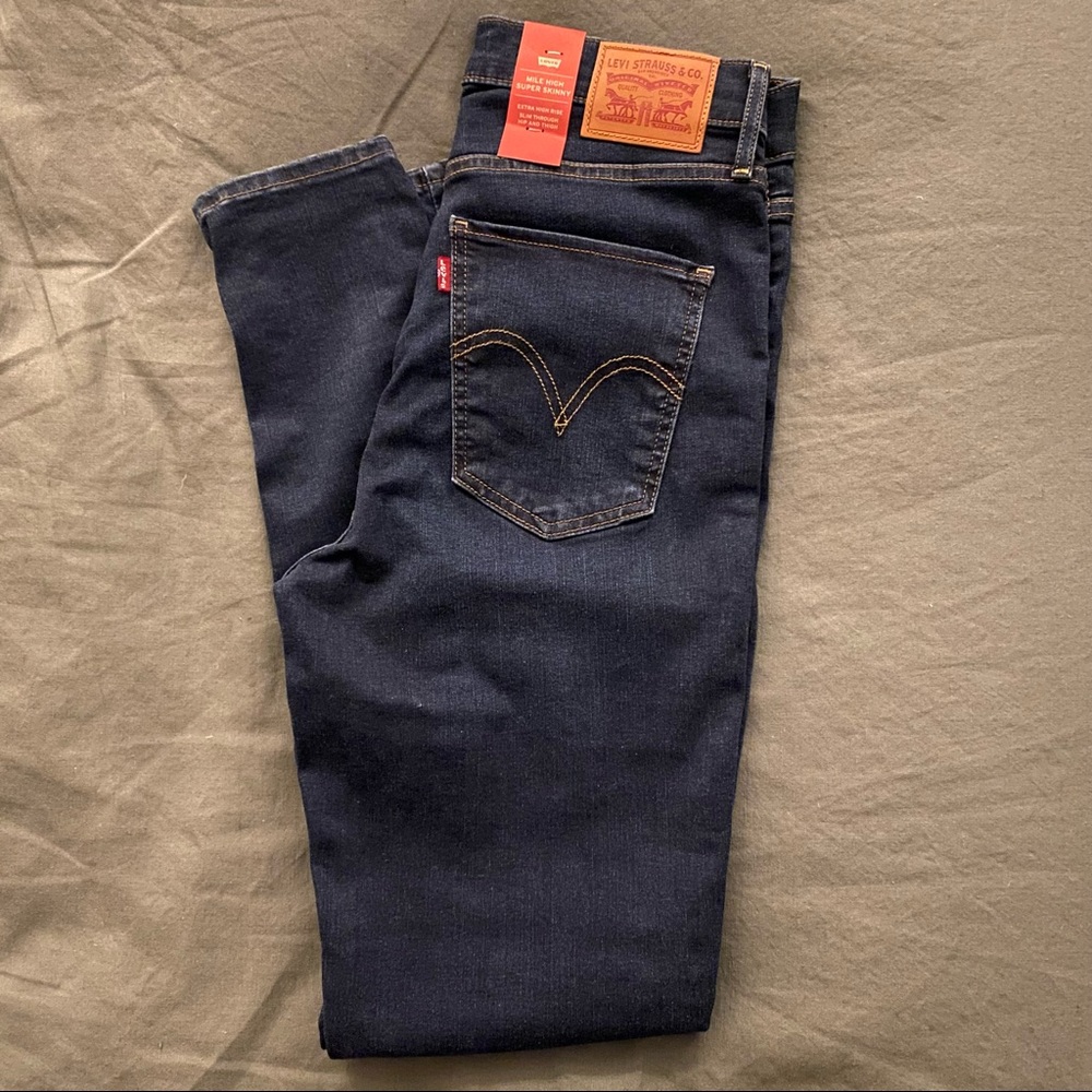 Levi’s
Mile High Super Skinny